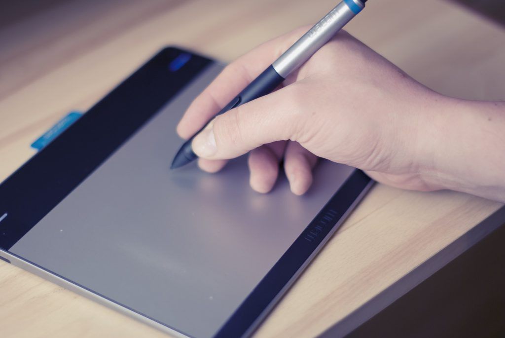 Wacom pen tablet for online tutoring